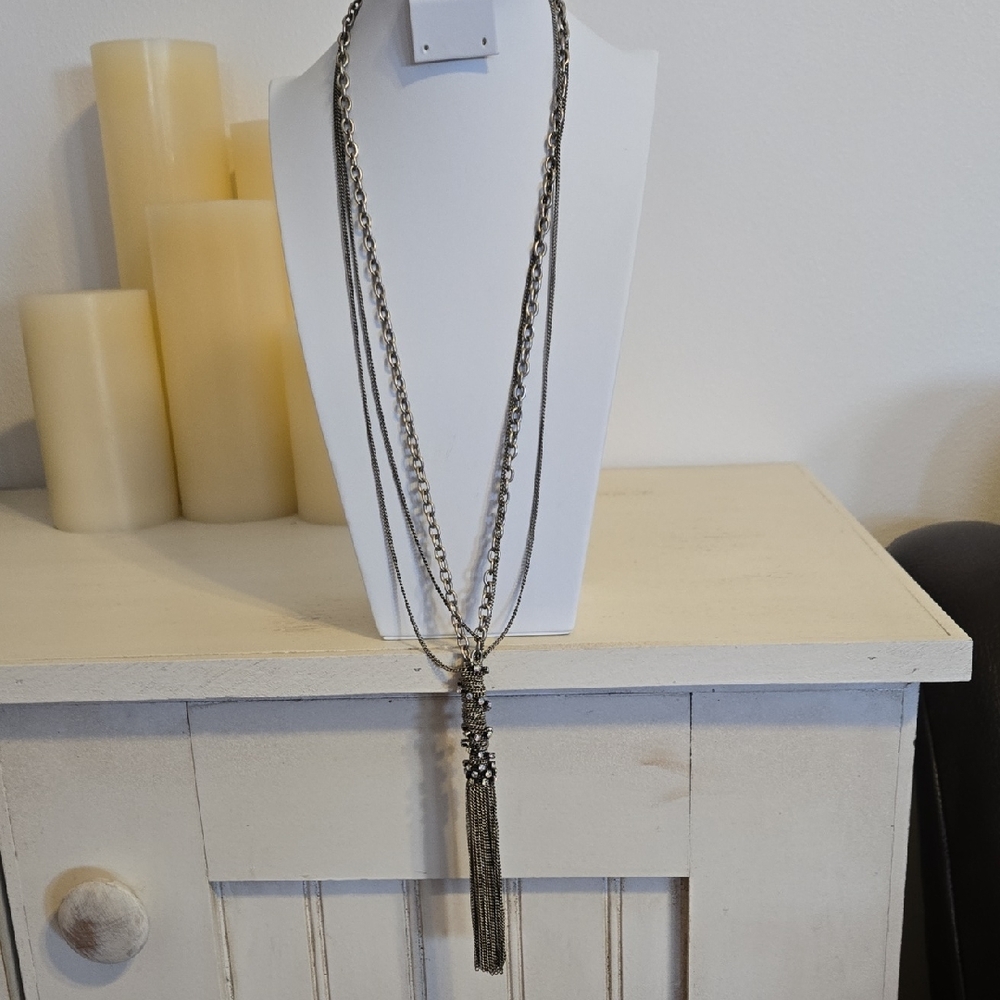 N-005-Vintage Silver Tone Layered Necklace with Tassel Pendant